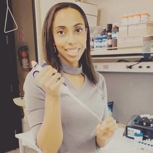 Meet your Posher, Melanie